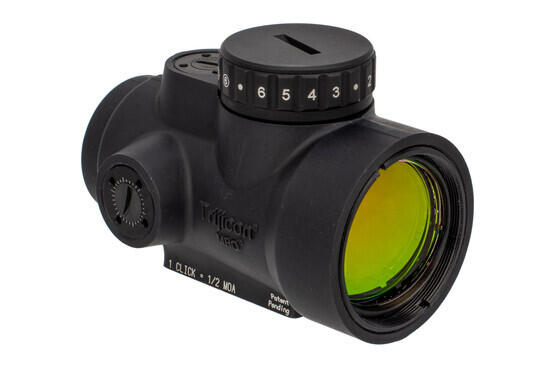 Trijicon MRO HD Red Dot Sight features a segmented circle dot reticle